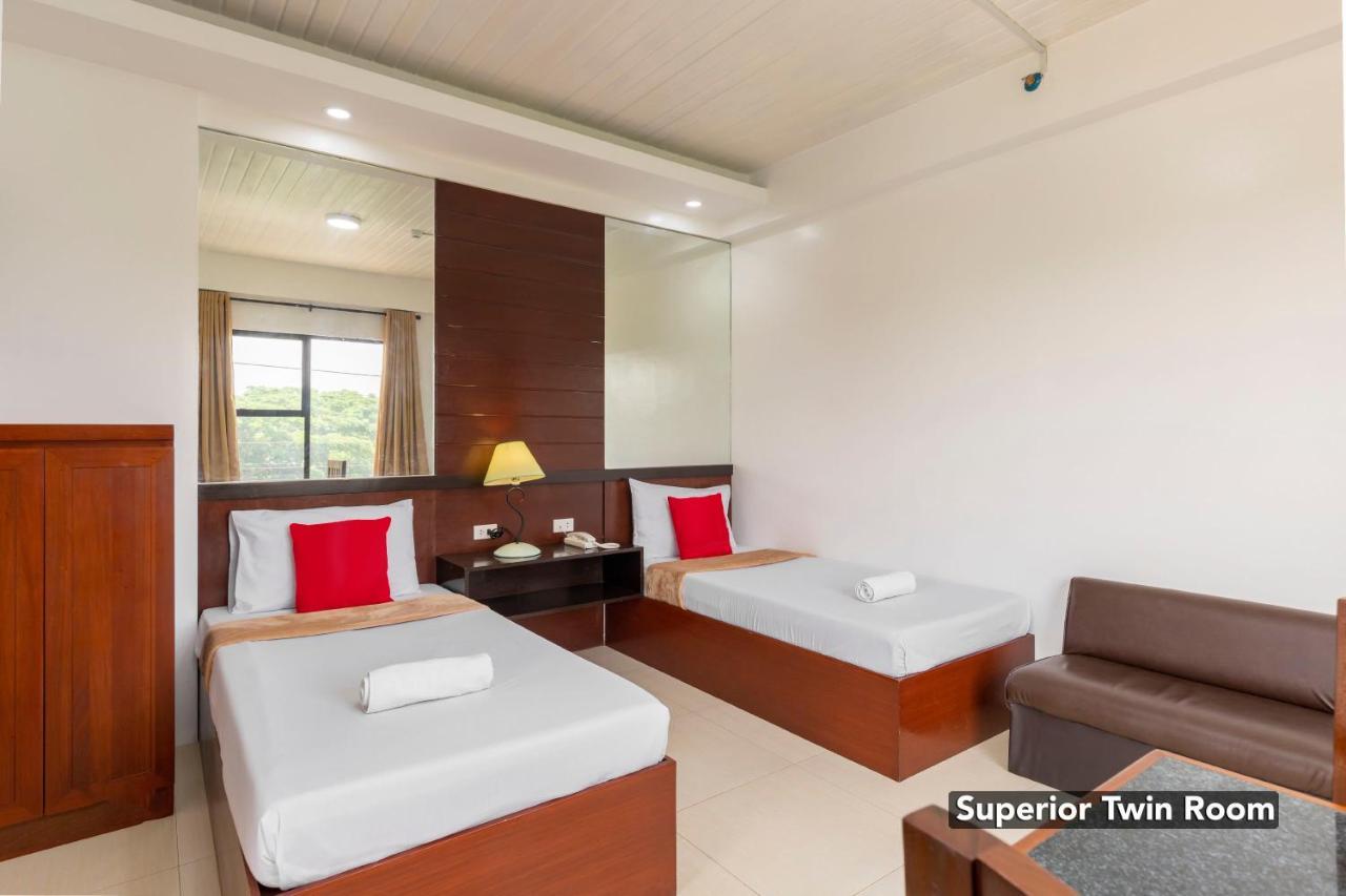 Yellowbell Hotel Μπατάνγκας Εξωτερικό φωτογραφία